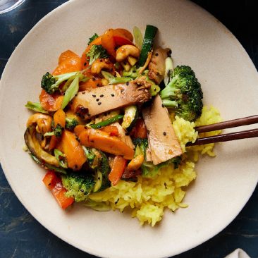 Honey Ginger Stir Fry with Saffron with Tonnino Albacore Tuna Fillets with Ginger Soy in Olive Oil