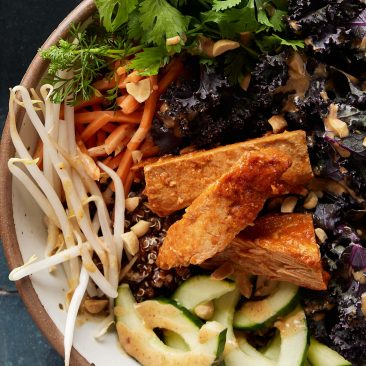 THAI TUNA BOWL with Tonnino Yellowfin Tuna Fillets with Spicy Thai Chili in Olive Oil